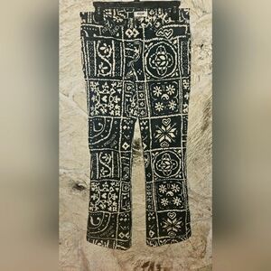 Moschino Women's Black and White Jeans. Size 29